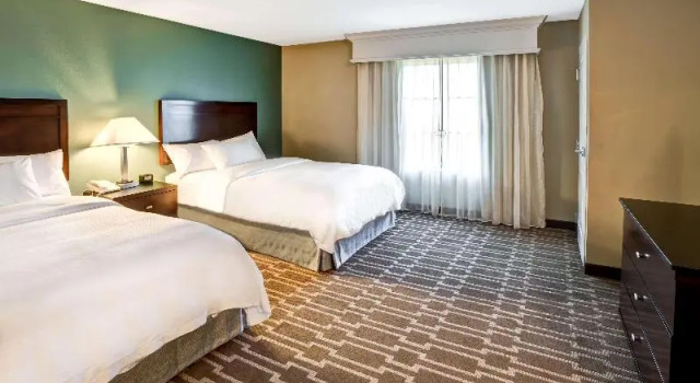 Номер Standard с видом на залив Embassy Suites Fort Myers - Estero