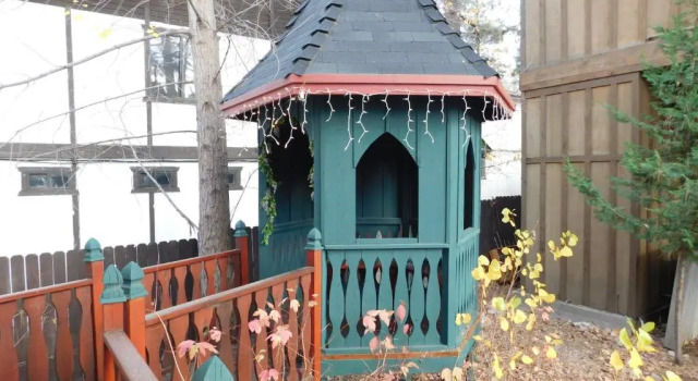 Номер Standard Castle Wood Theme Cottages- COUPLES ONLY