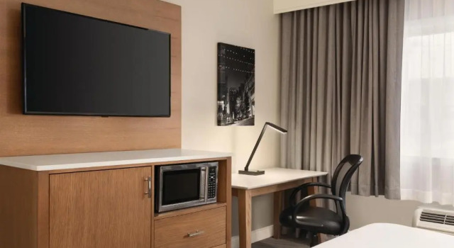 Номер Standard DoubleTree by Hilton Providence Airport Warwick