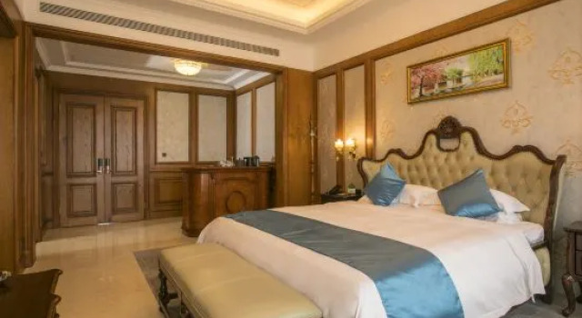 Люкс Presidential Chunzhu International Hotel