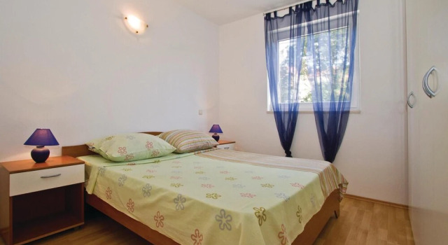 Beautiful Home in Crna Punta With Wifi and 3 Bedrooms