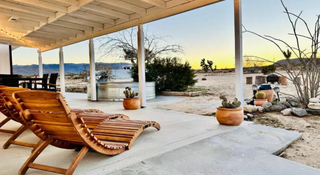 Коттедж Ravens Nest Ranch, Fire pit , Views, Near JT Park!