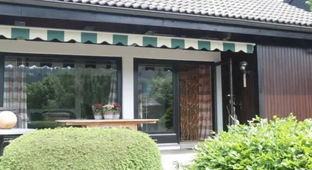 Strackis Chalet, Забронировать Шале Коттеджи земли Гессена, Коттедж