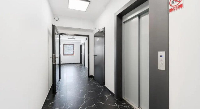 Esti Apartament nad Jeziorem Czorsztyńskim, Boek Appartement Hotels in Klein-Polen met parkeren, Parkeren