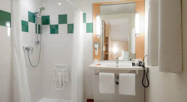 Двухместный номер Standard ibis Vannes