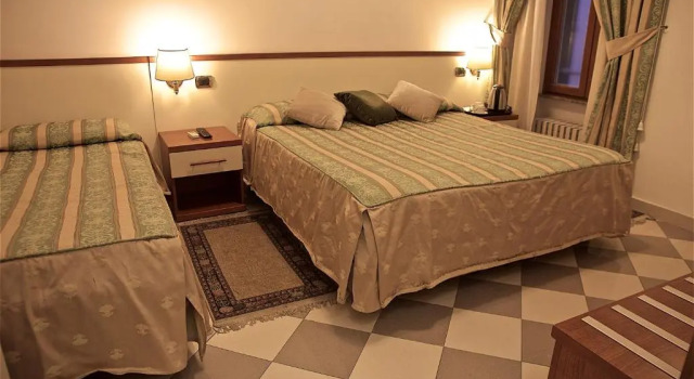Трёхместный номер Standard Hotel Carmel