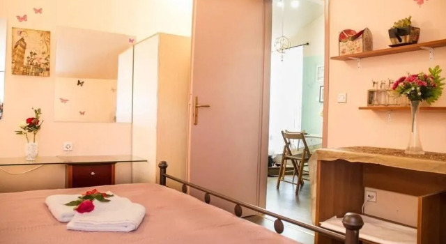 Bougainvillea house with view near the beach, Забронировать Апартаменты/квартира Апартаменты периферийной единицы Мессения, Апартаменты/квартира