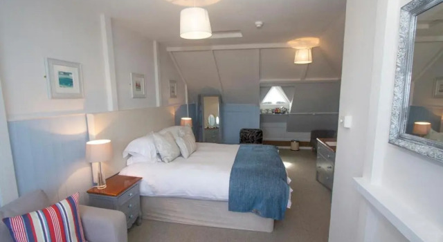 Люкс Cliff House B&B & The Moorings Apartments - Guest house