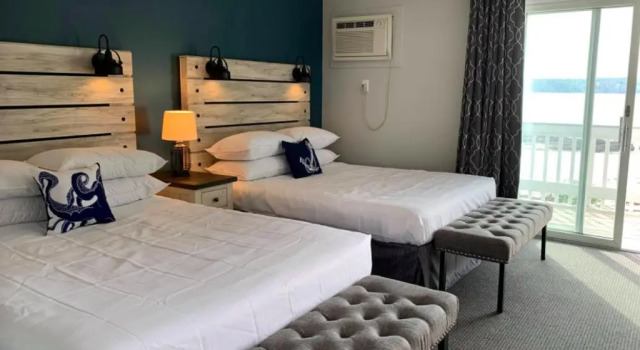 Четырёхместный номер Standard Smugglers Cove Inn