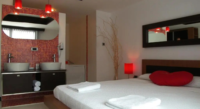 Люкс Hotel Devamlı