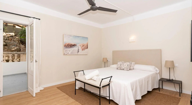 Boutique Hotel Oriola, Book Boutique Cala de Sant Vicenc Majorca