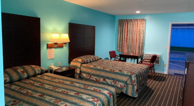 Standard Vierer Zimmer Scottish Inn - Clanton