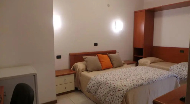 Полулюкс Hotel Europa