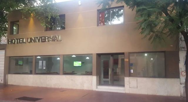 Hotel Universal, Забронировать Отель Отели Мендосы с парковкой, рядом с Merced Church, Парковка