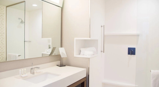 Номер Standard Courtyard by Marriott Oxford