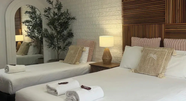 Standard- familie værelse med altan Beachmere Palms Motel