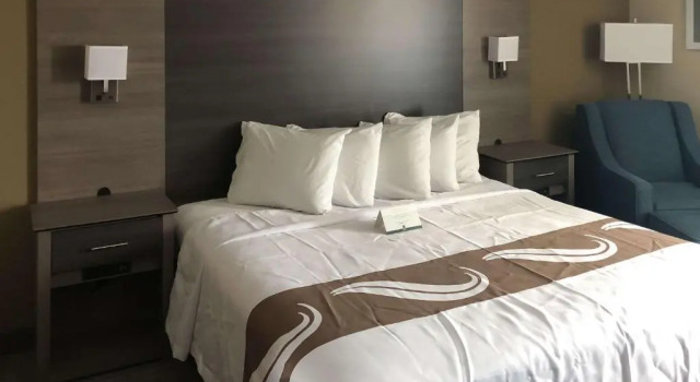 Номер Standard Quality Inn & Suites Roanoke - Fort Worth North