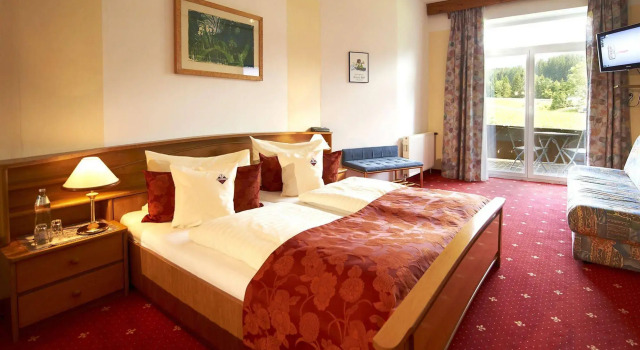 Hotel Kerschbaumer, Забронировать Отель Отели Tennengau с бассейном, Бассейн