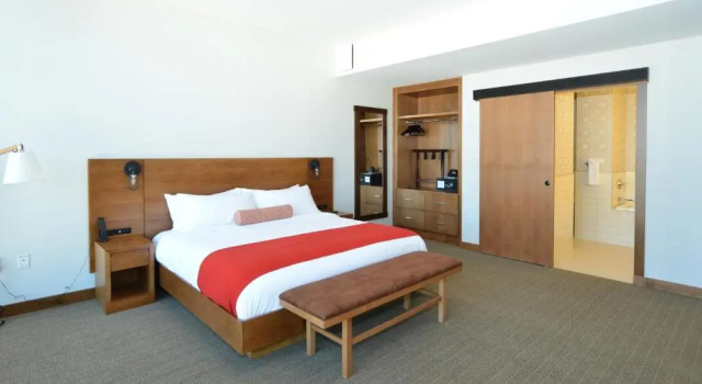 Люкс The Lismore Hotel Eau Claire - a DoubleTree by Hilton