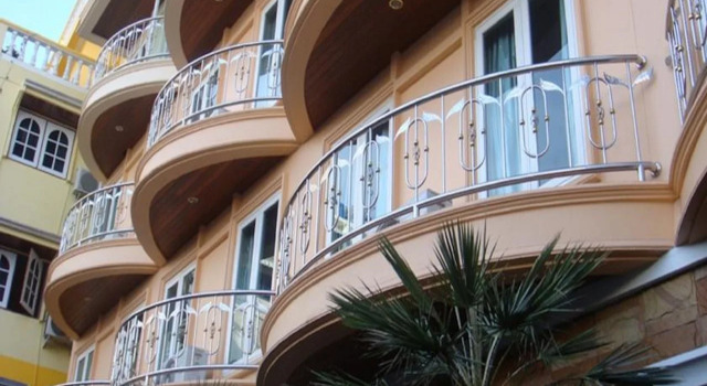 P.72 Hotel