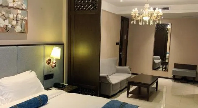 Люкс Business Huangchaorongyanhotel (harbin sport institute international convention and exhibition center branch)