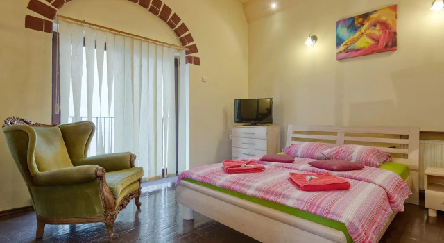 Apartments Princess, Забронировать Апартаменты/квартира Апартаменты Кракова, рядом с Church of the Holy Apostles Peter and Paul, Апартаменты/квартира