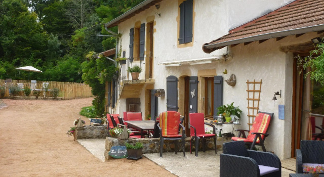 La Bergerie du bois joannin, Boek Hotel Iguerande 