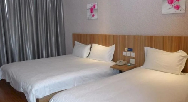 Eaka 365 Hotel Xingtai West Zhongxing Road Ganglong Branch, Book Hotel Xingtai Hebei