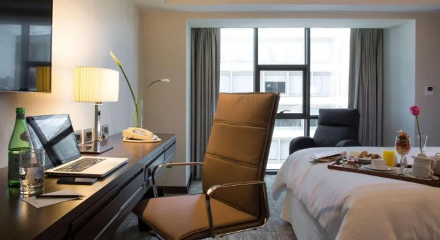 Четырёхместный номер Executive Swissotel Lima
