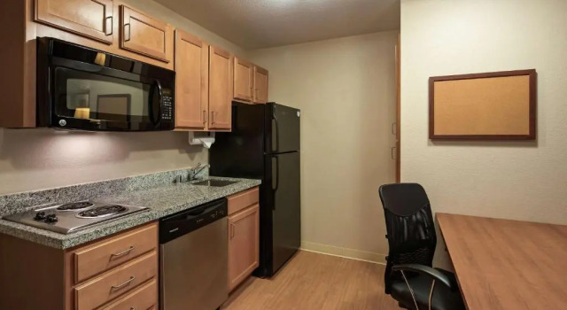 Двухместный люкс c 1 комнатой Best Western Plus Wausau-Rothschild Hotel