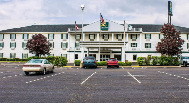 Quality Inn & Suites Bellville - Mansfield, Buchen Sie Hotel Bellville Ohio