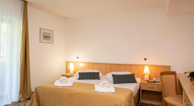 Двухместный номер Standard с балконом Hotel Flores
