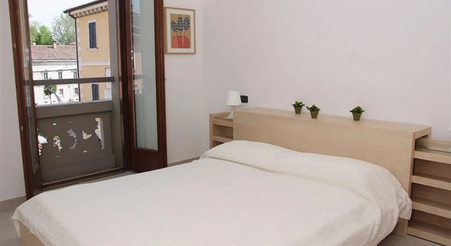 Aparthotel AllOrologio, Забронировать Отель Пескьера-дель-Гарда Garda Veneto, рядом с Pederzoli Hospital