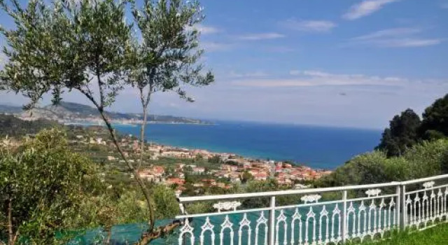 Baso Hilltop Apartments, Prenota Appartamento Argassi Zante