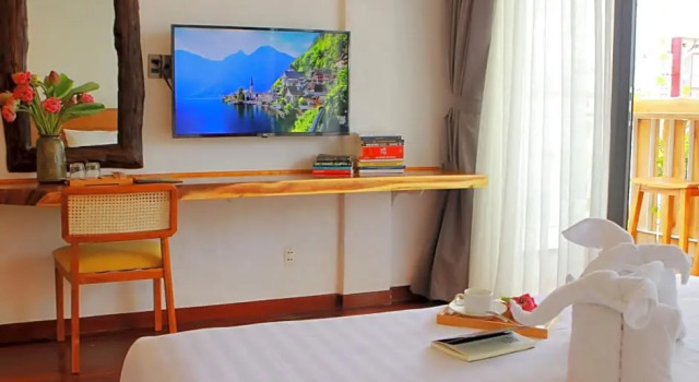 Двухместный номер Deluxe с балконом Duc Vuong Saigon Hotel - Bui Vien