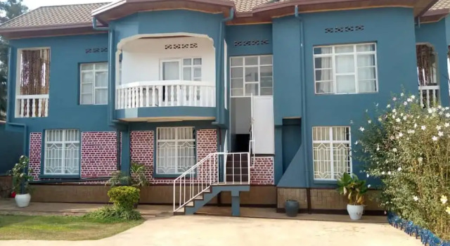 Коттедж House - Sleeps 12 - Garden - Parking - Pets Ok