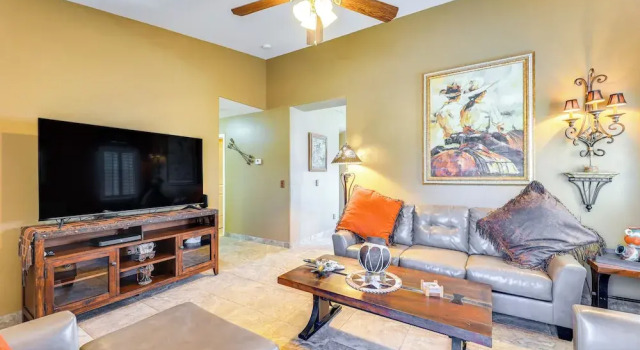 Queen Creek Home w/ Pool: Swim, Golf & Explore!, Book Feriehus Queen Creek Arizona