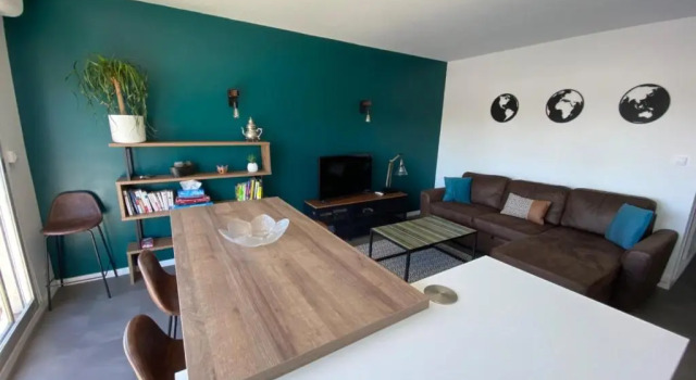 T2 completely renovated in a quiet area close to city center, Rezerwuj Hotel Tours 