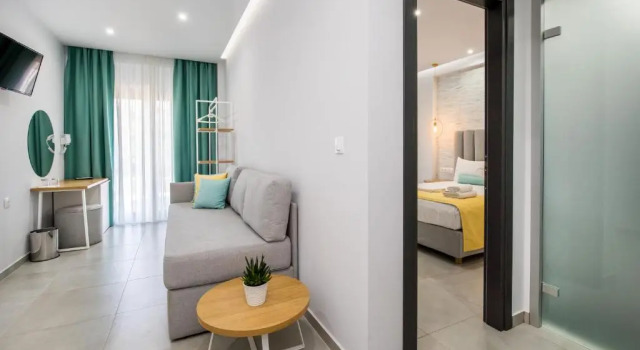 Апартаменты Patiras Deluxe B&B