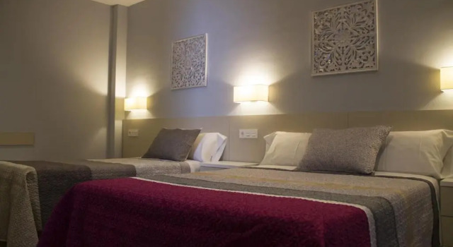 Трёхместный номер Standard с видом на сад Hotel Infante Antequera