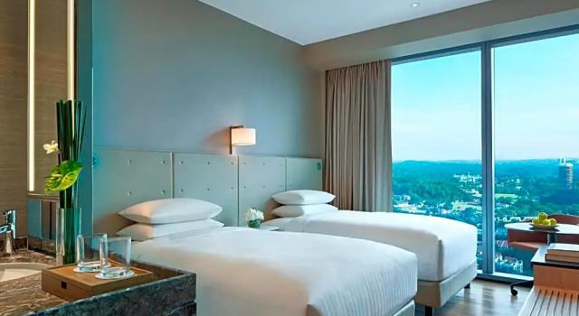 Номер Premier с красивым видом из окна Courtyard by Marriott Singapore Novena