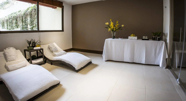 Hotel Lugano Imperial Suites, Забронировать Отель Бизнес-отели Чапинеро-Альто, 4* 5*