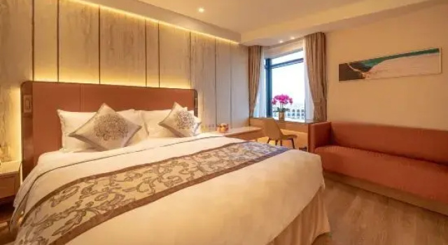 Luksusowy dwuosobowy pokój z widokiem na port Hotel Golden Dragon
