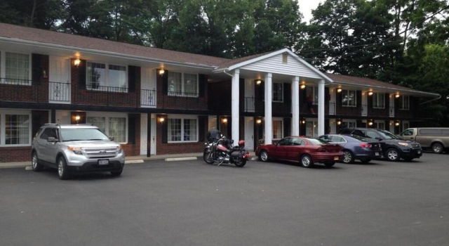 Coachman Motor Lodge, Забронировать Мини-отель Элмайра 