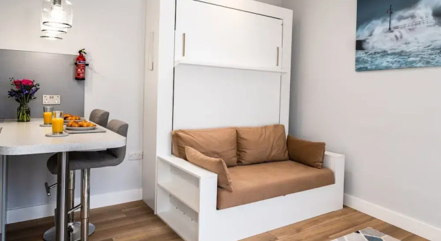Апартаменты Cozy Holiday Apartment in Porthleven, No Deposit