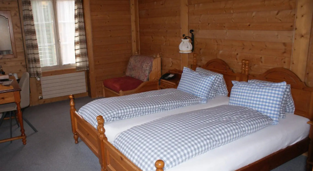Baeren Hotel, The Bear Inn, Buchen Sie Hotel Hotels in Interlaken mit Frühstück, Frühstück