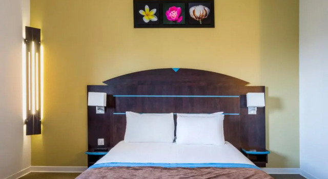 Четырёхместный семейный номер Standard Sure Hotel by Best Western Saint-Amand-Les-Eaux