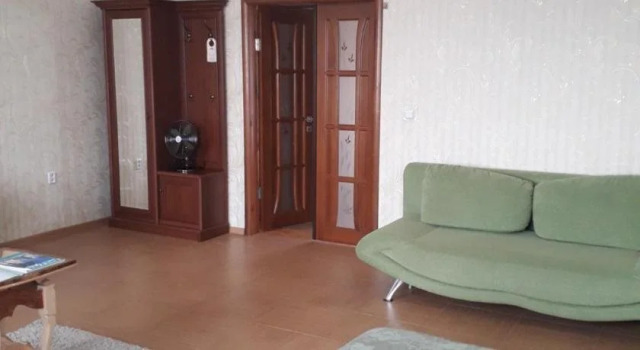 Cottage The garden, Book Feriehus Villaer i Brest, Villa