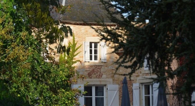 Wonderful location for weddings and parties by French château, Réserver Hôtel Crayssac Lot Valley