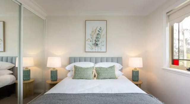 Stunning Katoomba Home With Lush Garden&playground